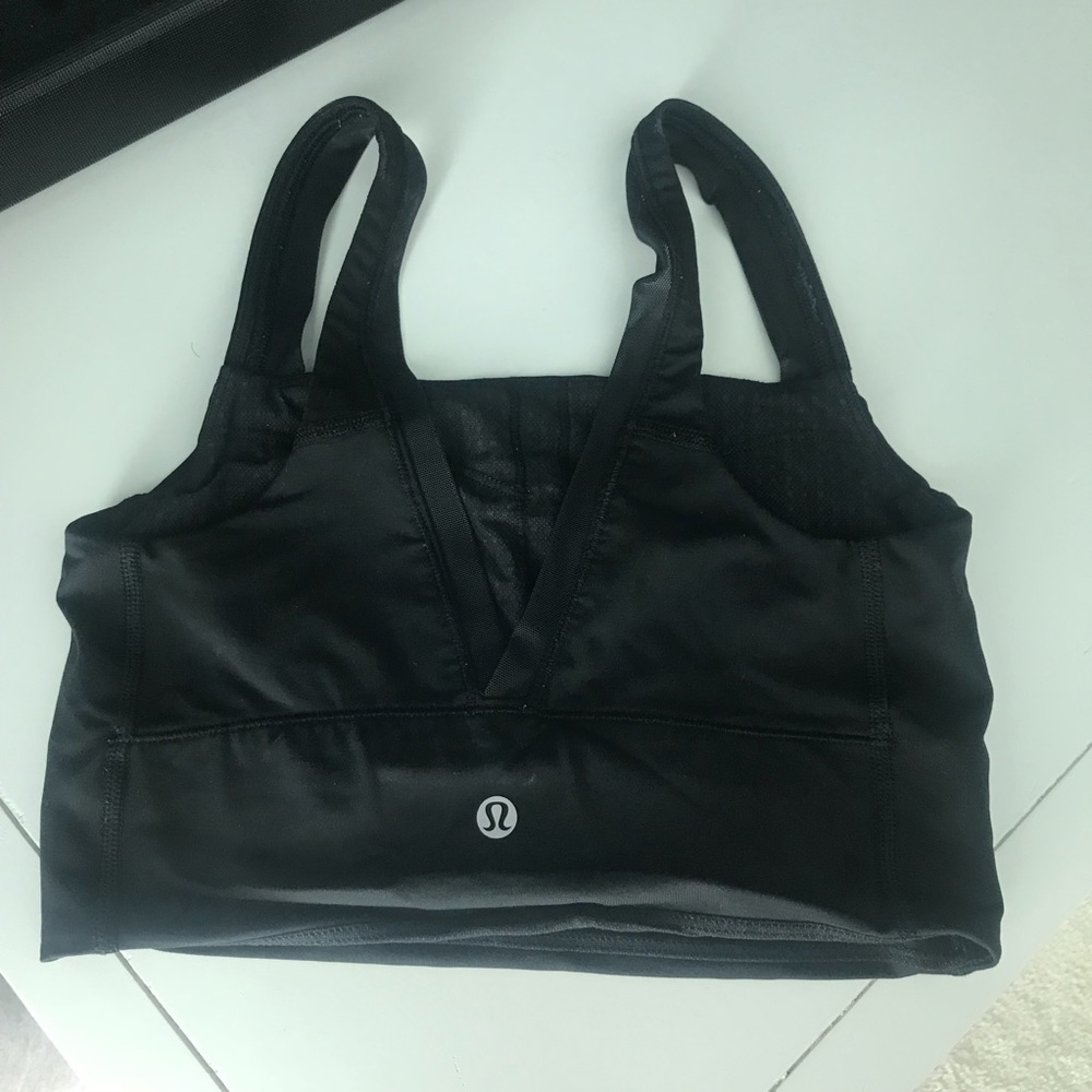 Lululemon sports bra black sz 2